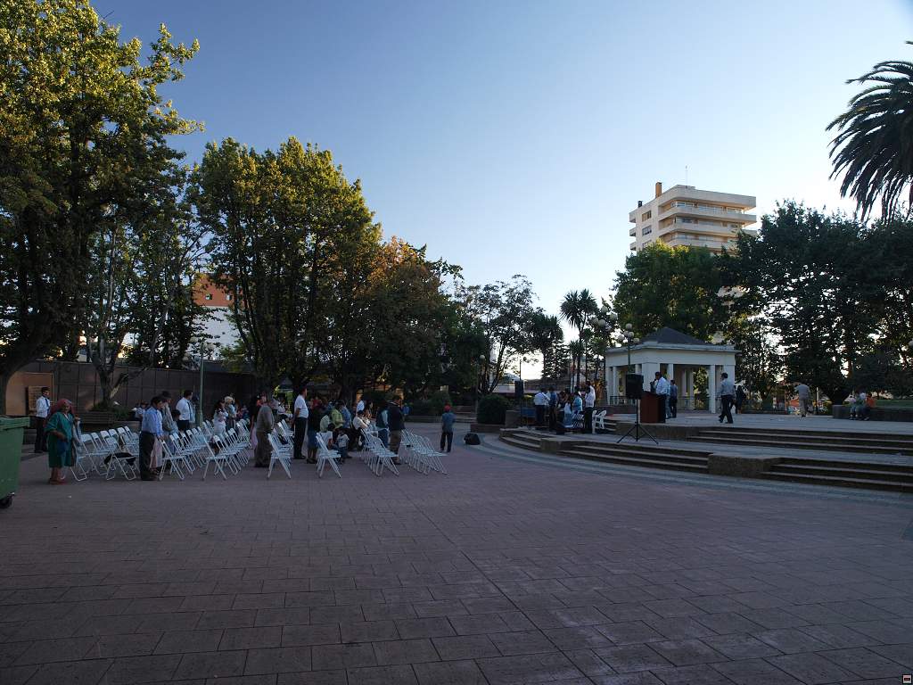 Temuco - Plaza Teodoro Schmidt.jpg